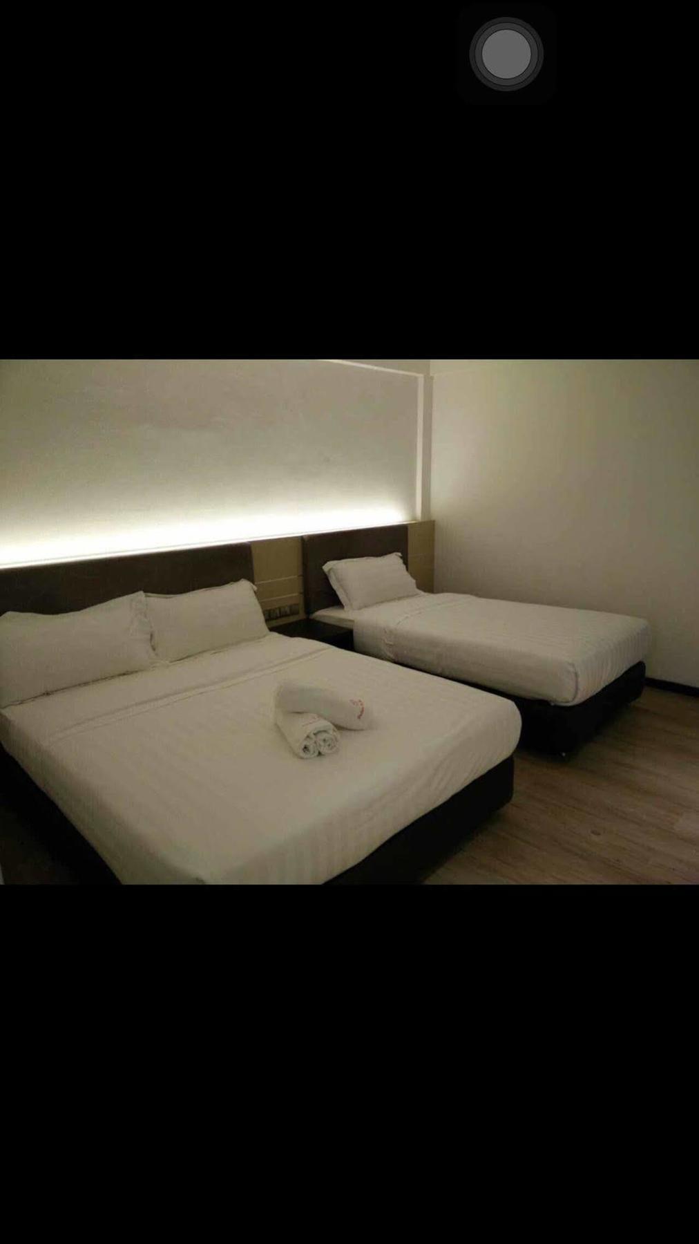 Palace Inn Miri Extérieur photo